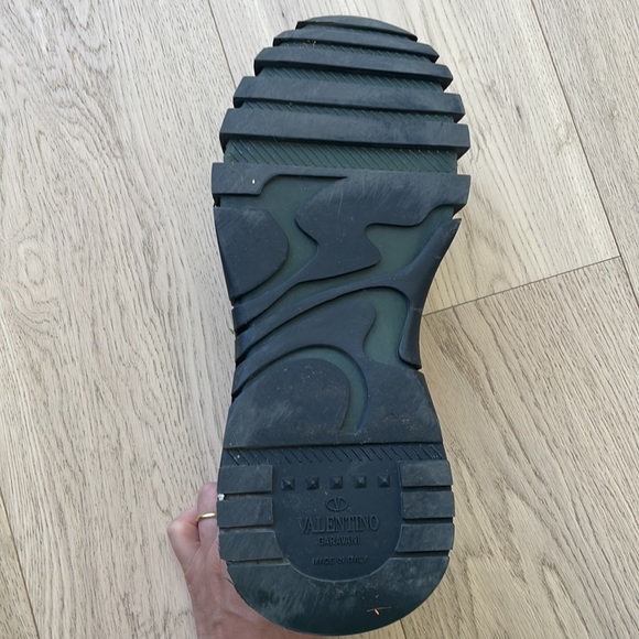 Valentino Garavani Rockrunner Plus Sneakers - Picture 9 of 14